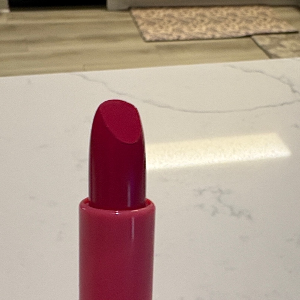 Colour Bold Pink Lipstick - Picture 3 of 4